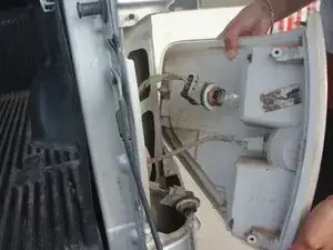 2009-2014 Ford F-150 Tail Light Replacement